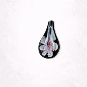 6631. Tiny Purple Glass Pendant